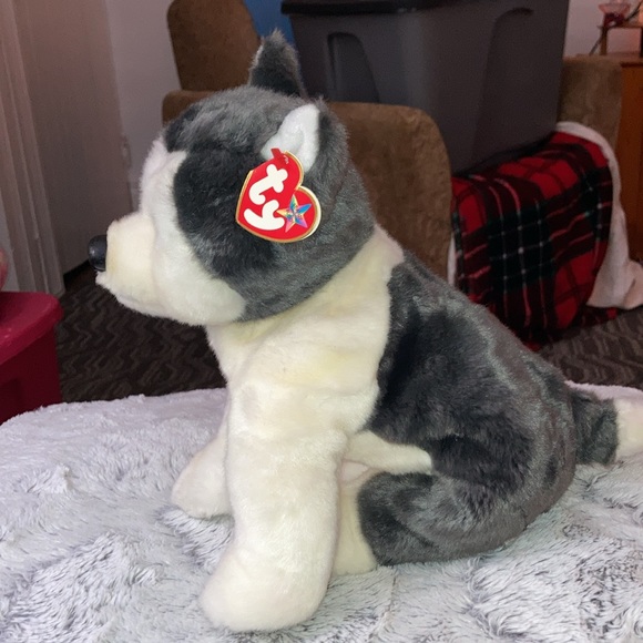 Perfect conditions so soft as you can see in pictures he can sit or pose - Picture 5 of 17